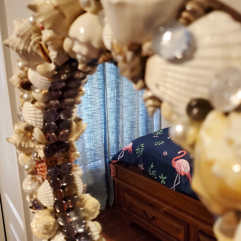 She'll and Crystal mirror - Picture 2 of 2